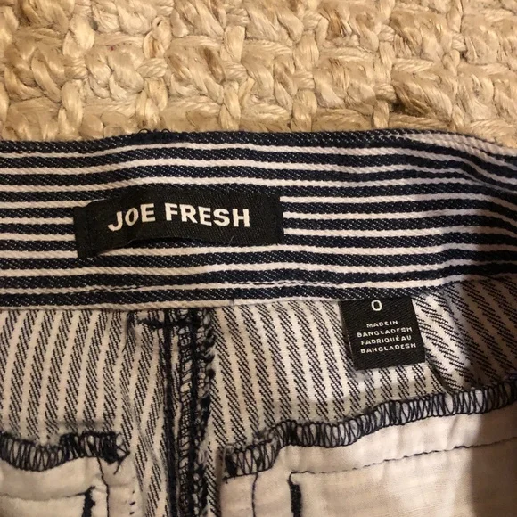 Joe Fresh stripped shorts - Picture 3 of 3